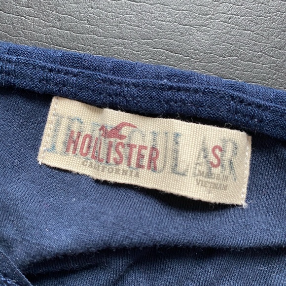 Navy Blue Ribbed Halter Top ❗️ - Picture 3 of 5